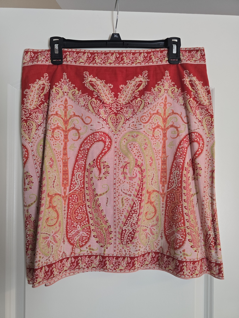 Women’s Red & Pink Paisley A-Line Skirt